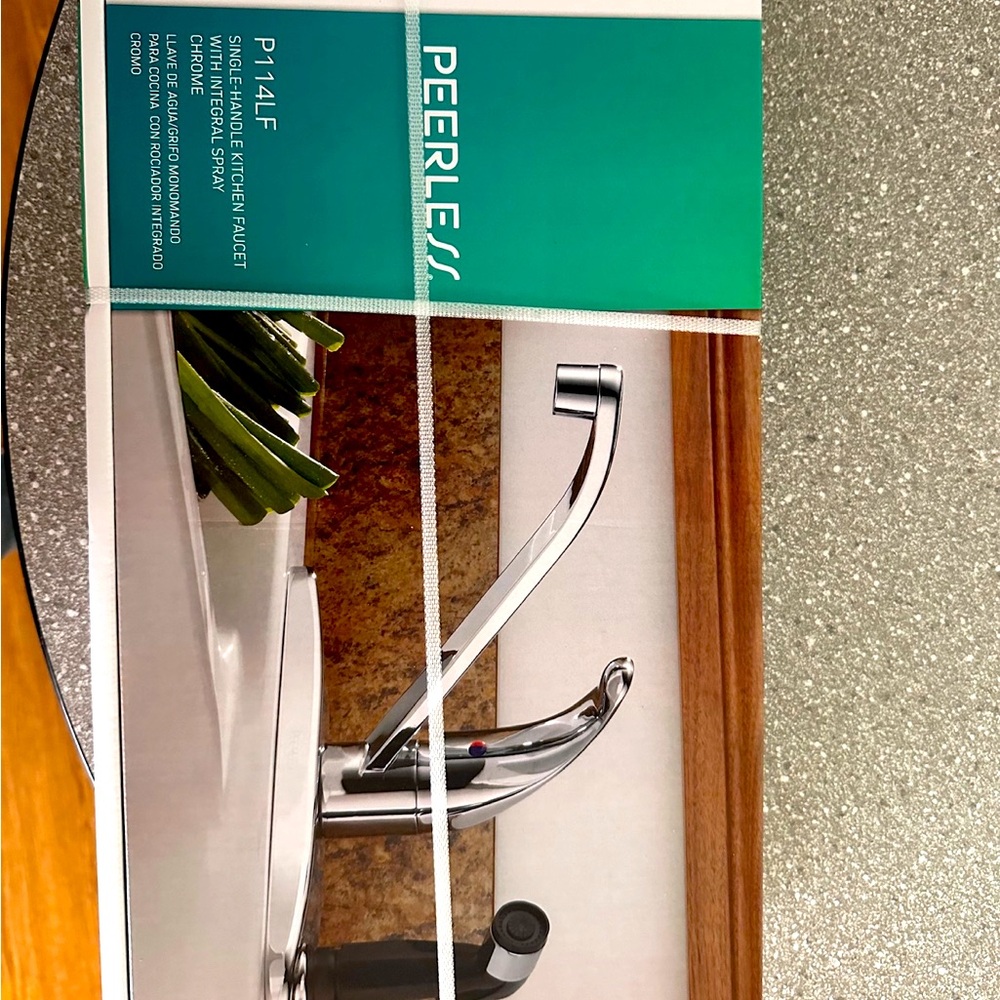 Peerless Single-Handle Kitchen Sink Faucet